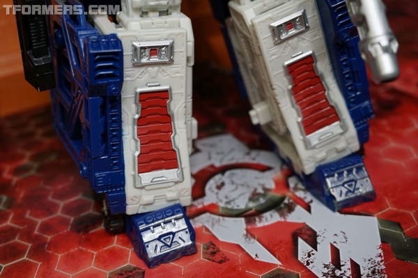 Review Siege Ultra Magnus Leader War For Cybetrtron  (34 of 93)